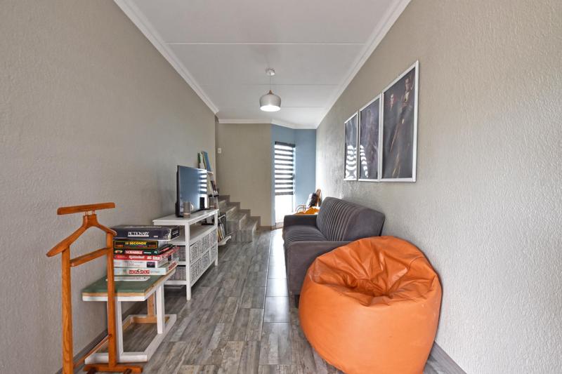 3 Bedroom Property for Sale in Discovery Gauteng