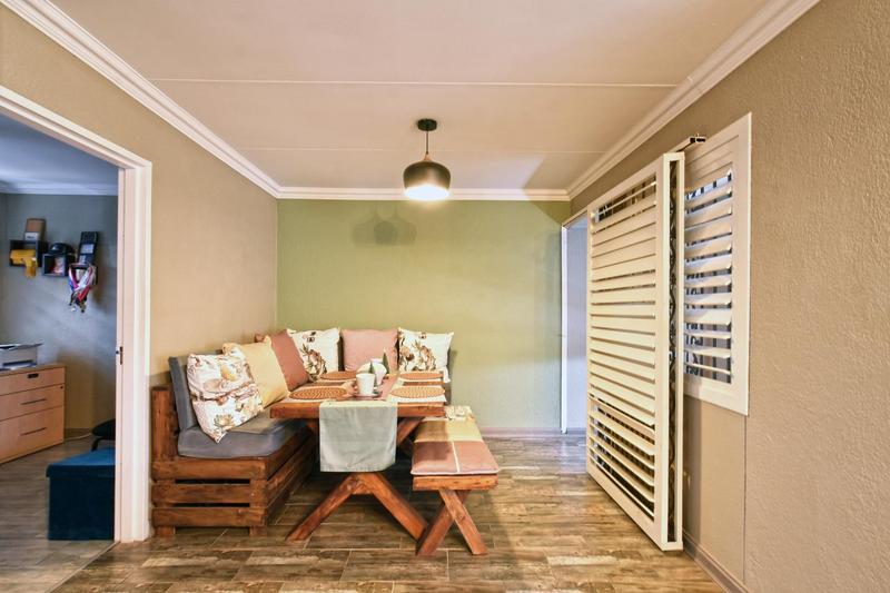 3 Bedroom Property for Sale in Discovery Gauteng