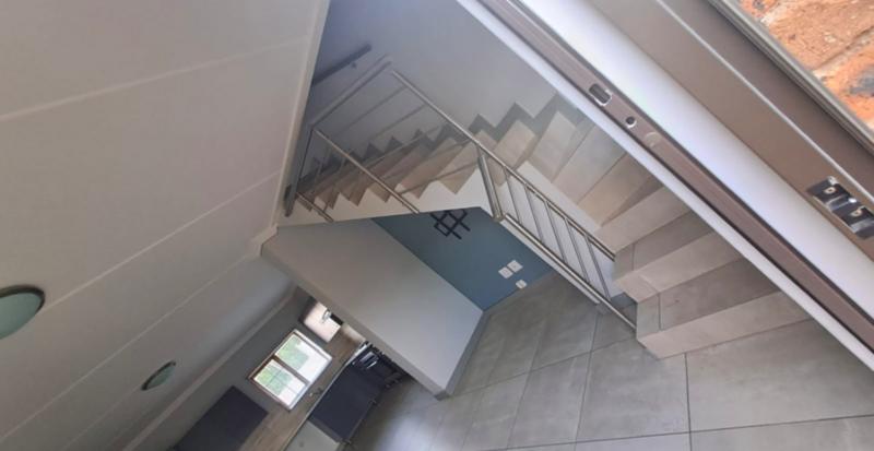 2 Bedroom Property for Sale in Noordwyk Gauteng