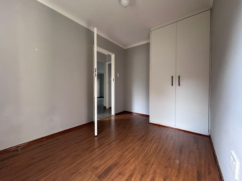 To Let 2 Bedroom Property for Rent in Vorna Valley Gauteng