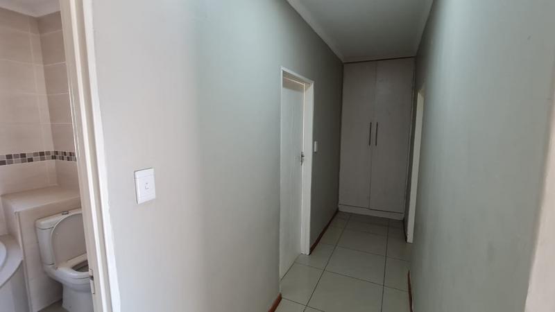 To Let 2 Bedroom Property for Rent in Noordwyk Gauteng