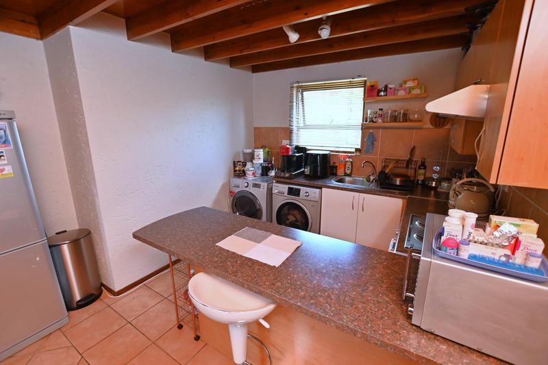 2 Bedroom Property for Sale in Lonehill Gauteng