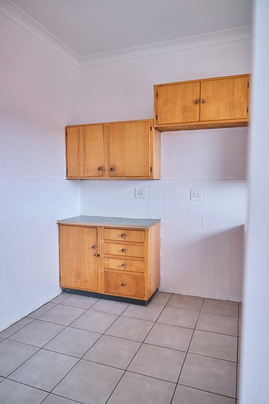 2 Bedroom Property for Sale in Florida Lake Gauteng