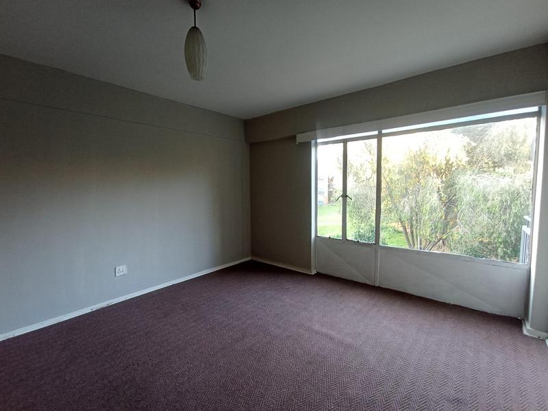 1 Bedroom Property for Sale in Florida Lake Gauteng