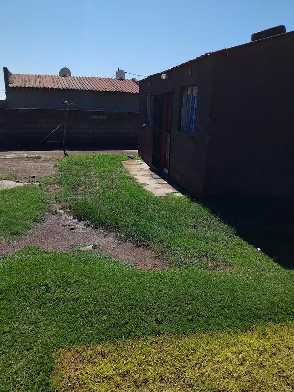 2 Bedroom Property for Sale in Palm Ridge Gauteng