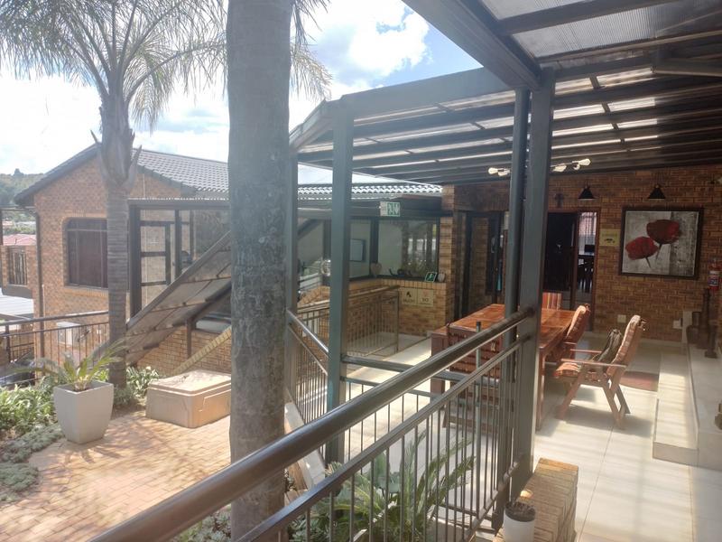 11 Bedroom Property for Sale in Helderkruin Gauteng