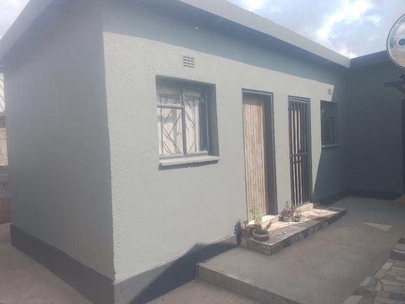 2 Bedroom Property for Sale in Zondi Gauteng