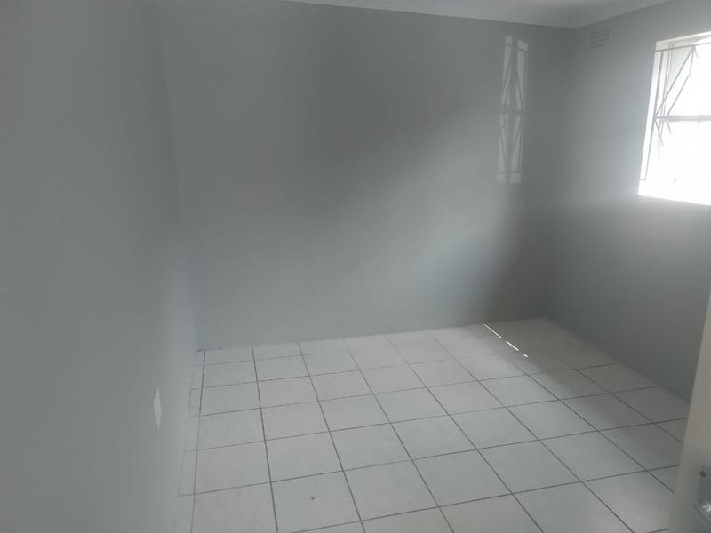 2 Bedroom Property for Sale in Zondi Gauteng