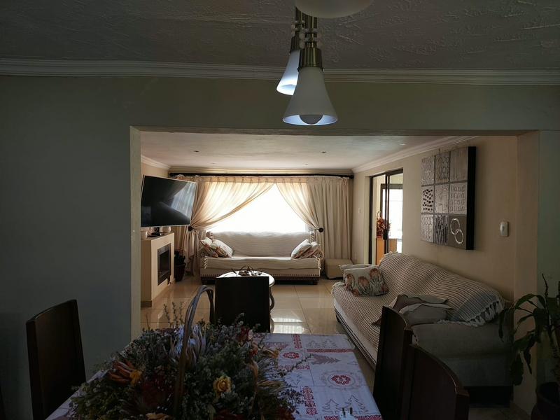 7 Bedroom Property for Sale in Amandasig Gauteng