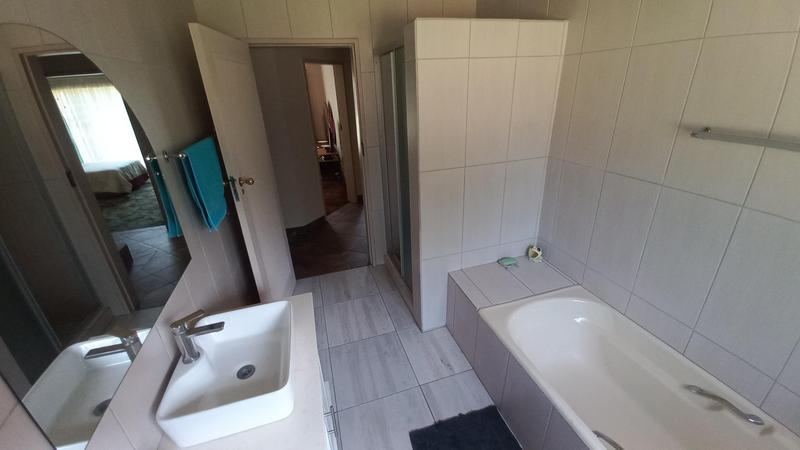 4 Bedroom Property for Sale in Vereeniging Gauteng