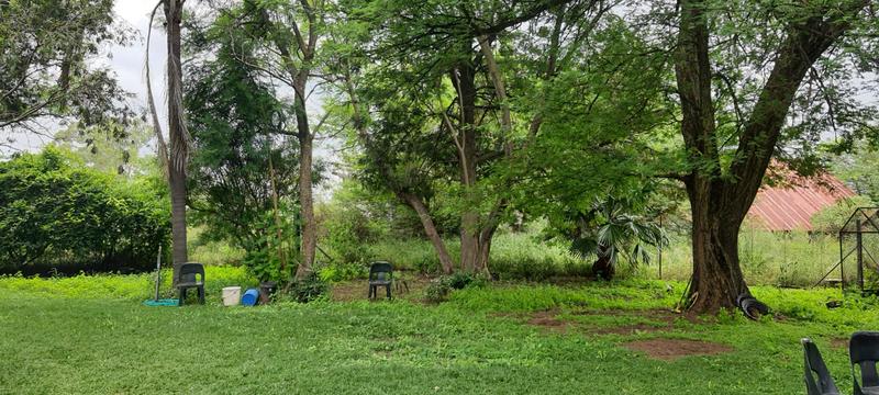 7 Bedroom Property for Sale in Lusthof Gauteng