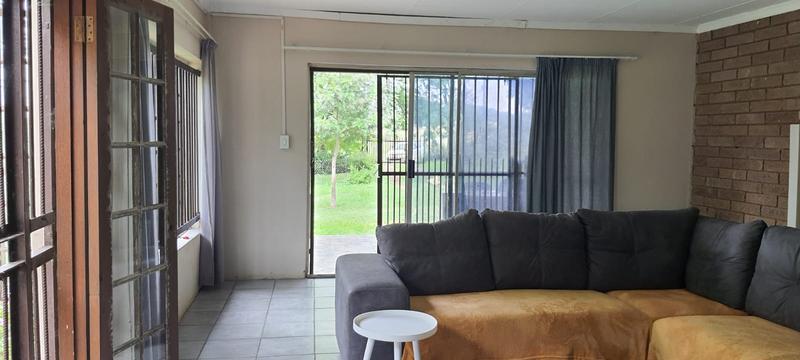 7 Bedroom Property for Sale in Lusthof Gauteng