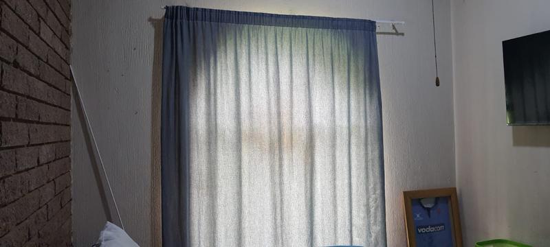 7 Bedroom Property for Sale in Lusthof Gauteng