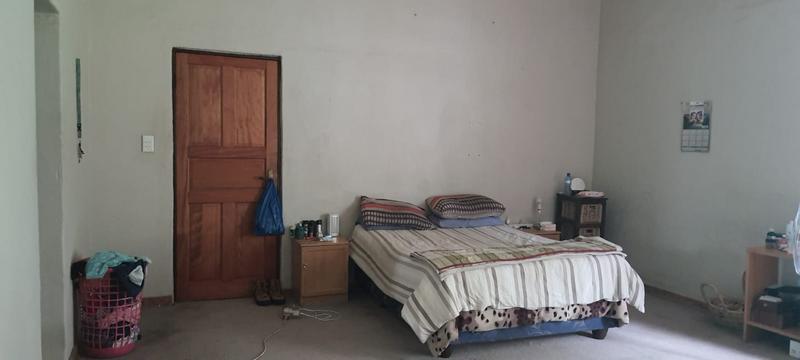 7 Bedroom Property for Sale in Lusthof Gauteng