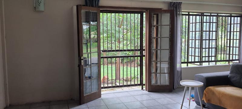 7 Bedroom Property for Sale in Lusthof Gauteng
