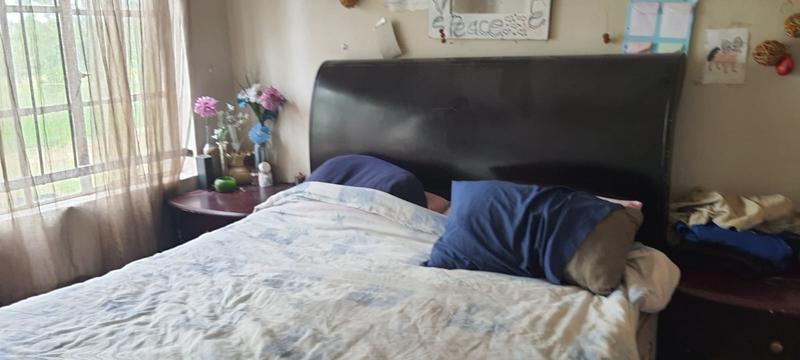 7 Bedroom Property for Sale in Lusthof Gauteng