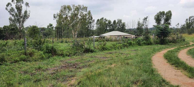 7 Bedroom Property for Sale in Lusthof Gauteng