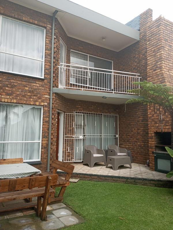 3 Bedroom Property for Sale in Petersfield Gauteng