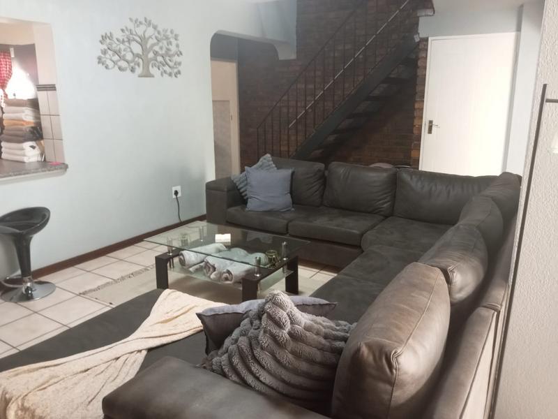 3 Bedroom Property for Sale in Petersfield Gauteng