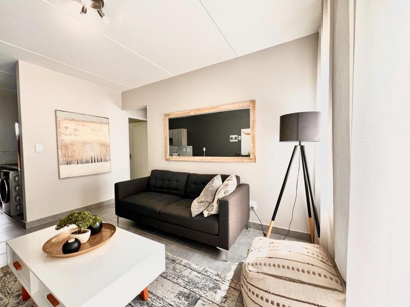 2 Bedroom Property for Sale in Grand Central Gauteng