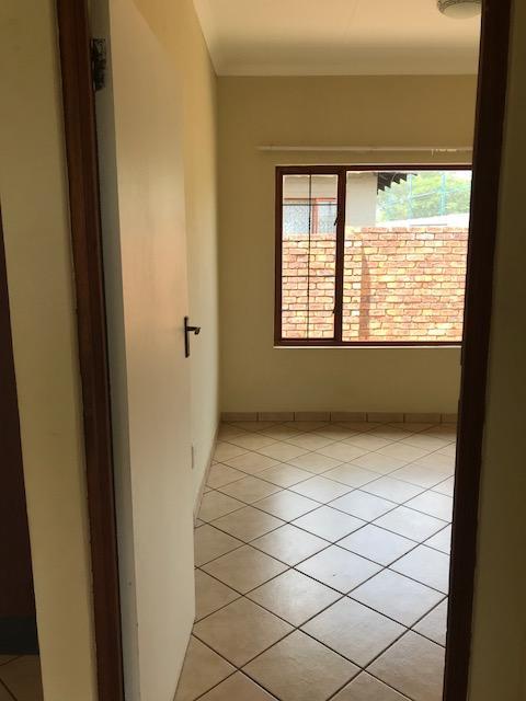 To Let 3 Bedroom Property for Rent in Heatherview Gauteng