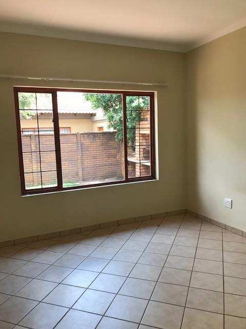 To Let 3 Bedroom Property for Rent in Heatherview Gauteng