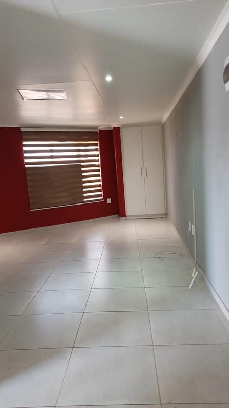 1 Bedroom Property for Sale in Protea Glen Gauteng