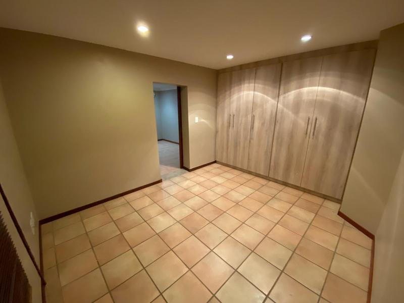 To Let 1 Bedroom Property for Rent in Bedfordview Gauteng