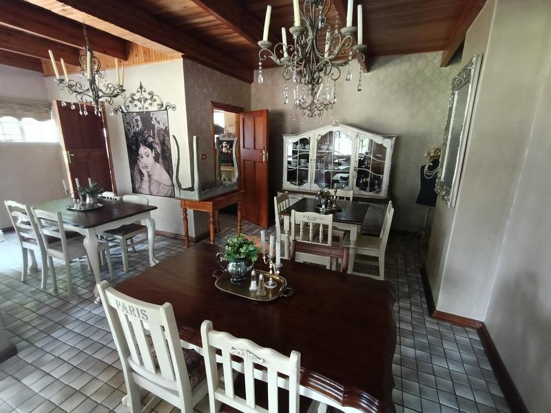 5 Bedroom Property for Sale in Strubenvale Gauteng