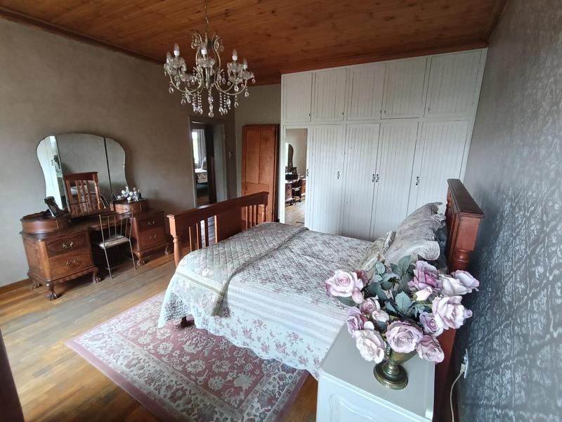 5 Bedroom Property for Sale in Strubenvale Gauteng