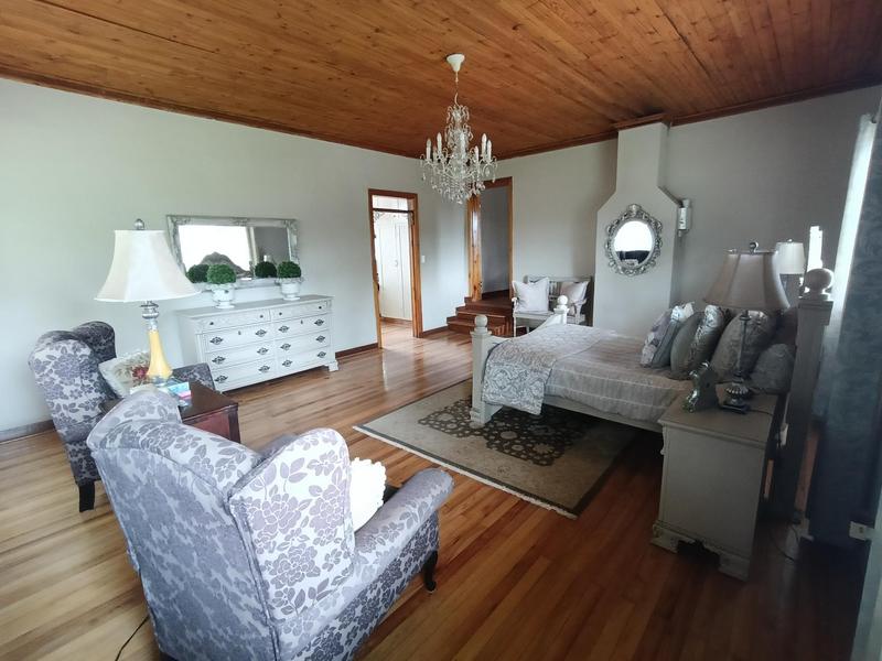 5 Bedroom Property for Sale in Strubenvale Gauteng