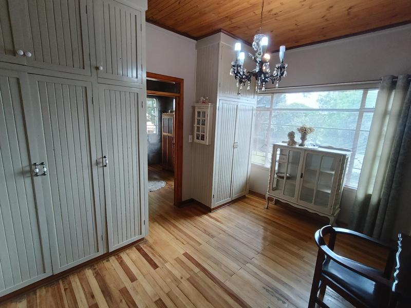 5 Bedroom Property for Sale in Strubenvale Gauteng