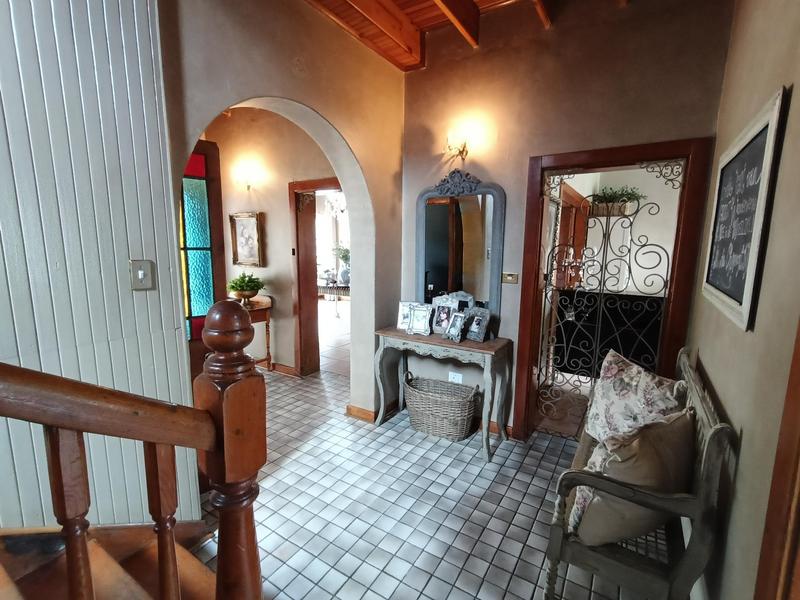 5 Bedroom Property for Sale in Strubenvale Gauteng