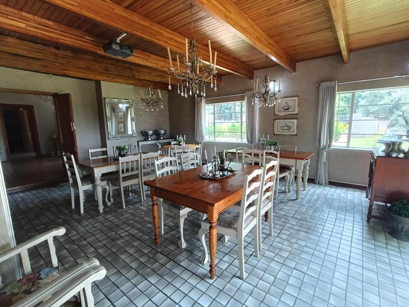 5 Bedroom Property for Sale in Strubenvale Gauteng