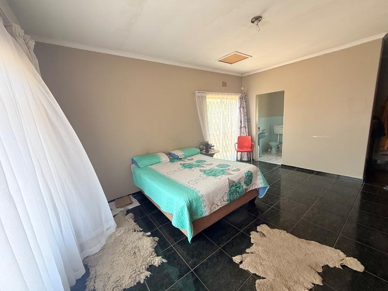4 Bedroom Property for Sale in Vanderbijlpark CE 2 Gauteng