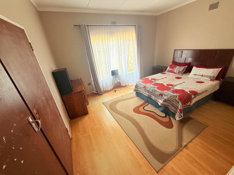 4 Bedroom Property for Sale in Vanderbijlpark CE 2 Gauteng