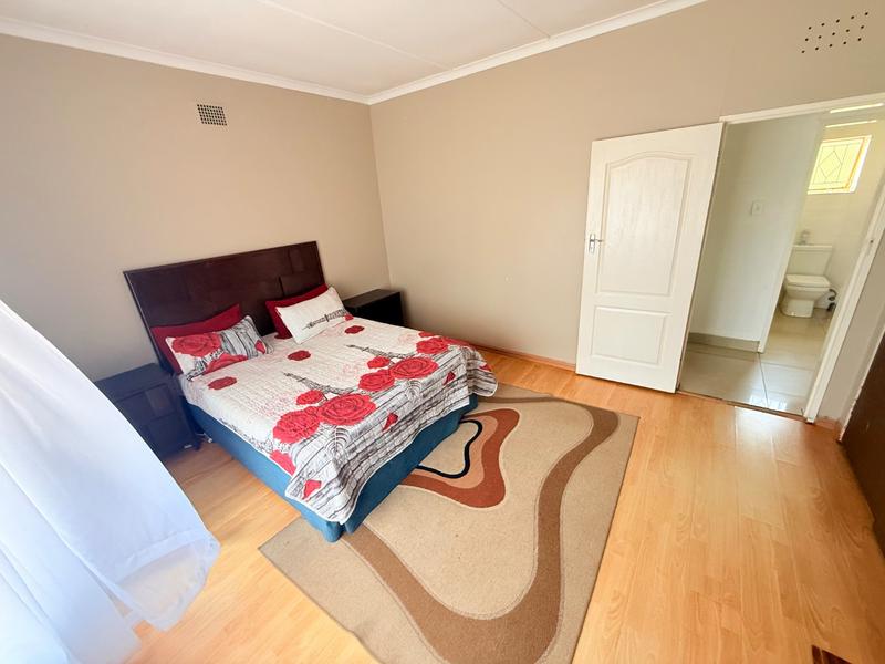 4 Bedroom Property for Sale in Vanderbijlpark CE 2 Gauteng