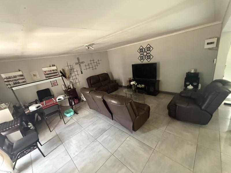 3 Bedroom Property for Sale in Vanderbijlpark CW 3 Gauteng
