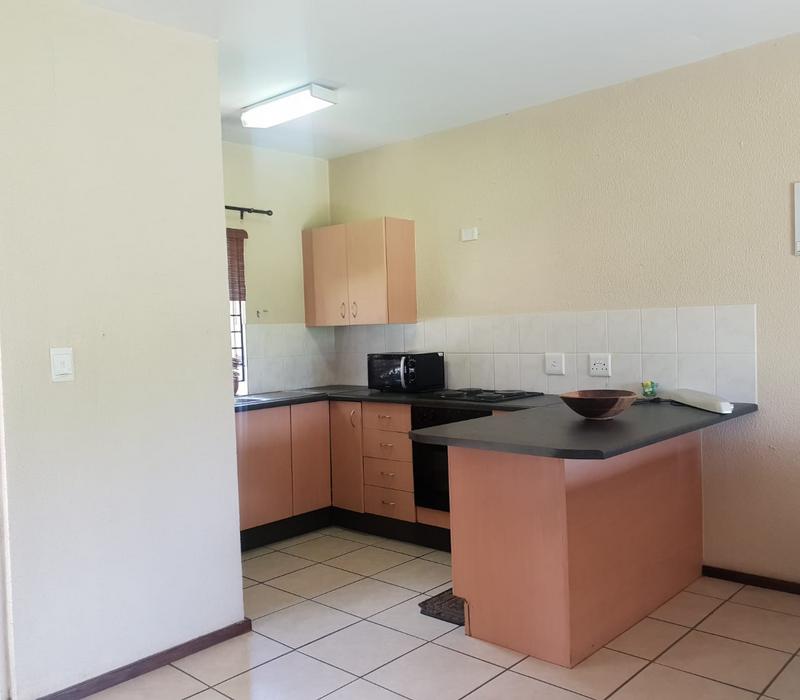 1 Bedroom Property for Sale in Willowbrook Gauteng