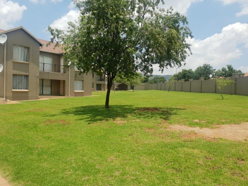 1 Bedroom Property for Sale in Willowbrook Gauteng