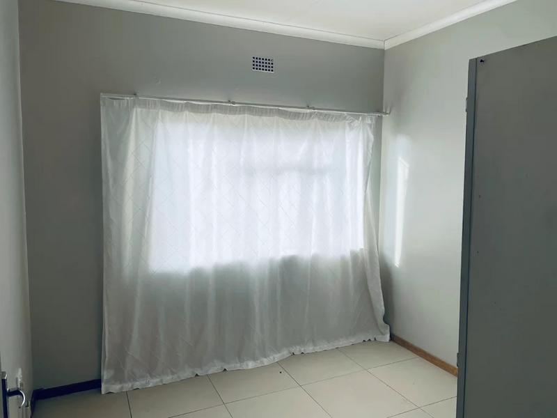 3 Bedroom Property for Sale in Roodepoort Gauteng