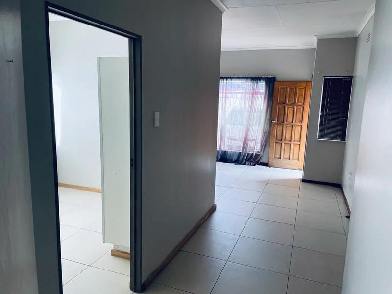 3 Bedroom Property for Sale in Roodepoort Gauteng