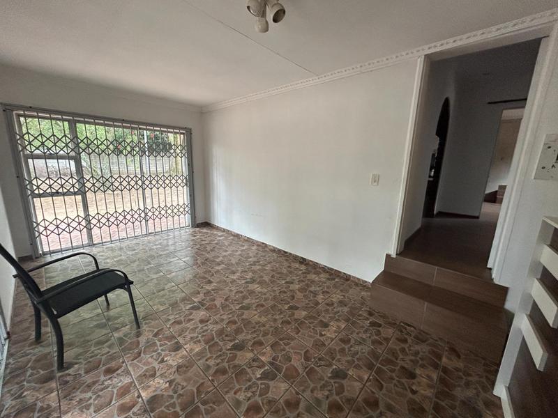 To Let 3 Bedroom Property for Rent in Rooihuiskraal Gauteng