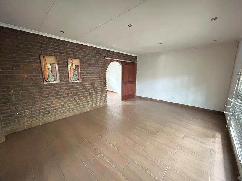 To Let 3 Bedroom Property for Rent in Rooihuiskraal Gauteng