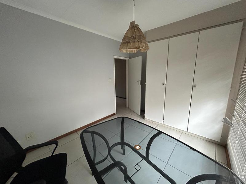 To Let 3 Bedroom Property for Rent in Rooihuiskraal Gauteng