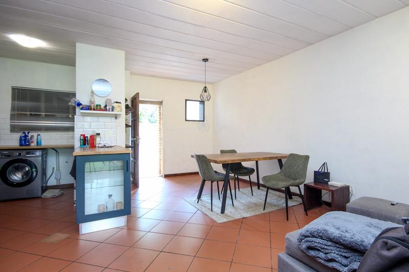 2 Bedroom Property for Sale in Hennopspark Gauteng