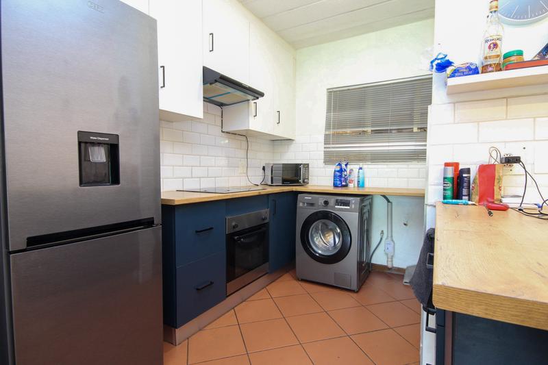 2 Bedroom Property for Sale in Hennopspark Gauteng