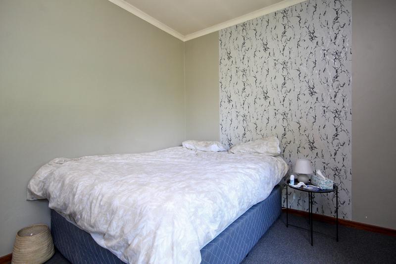 2 Bedroom Property for Sale in Hennopspark Gauteng