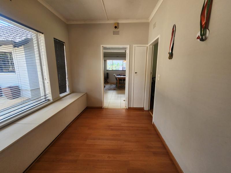 To Let 3 Bedroom Property for Rent in Blairgowrie Gauteng
