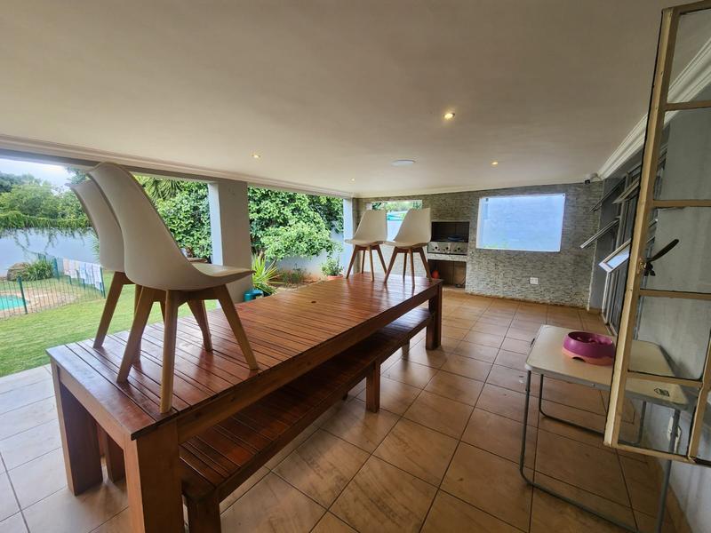 To Let 3 Bedroom Property for Rent in Blairgowrie Gauteng